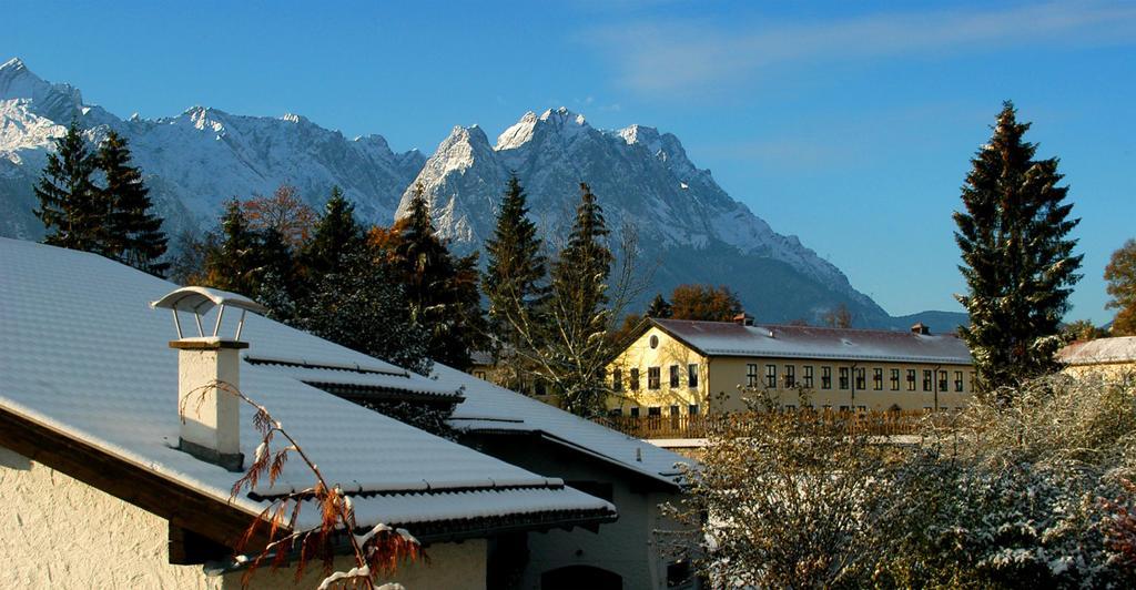 Appartamento Landhaus Alpenblick Garmisch-Partenkirchen Esterno foto